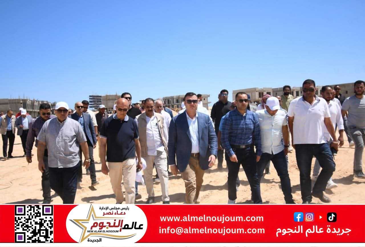 وزير الإسكان يتفقد مشروع بحيرات نيو مارينا والطرق والمداخل بـ "مارينا الساحل الشمالي"
