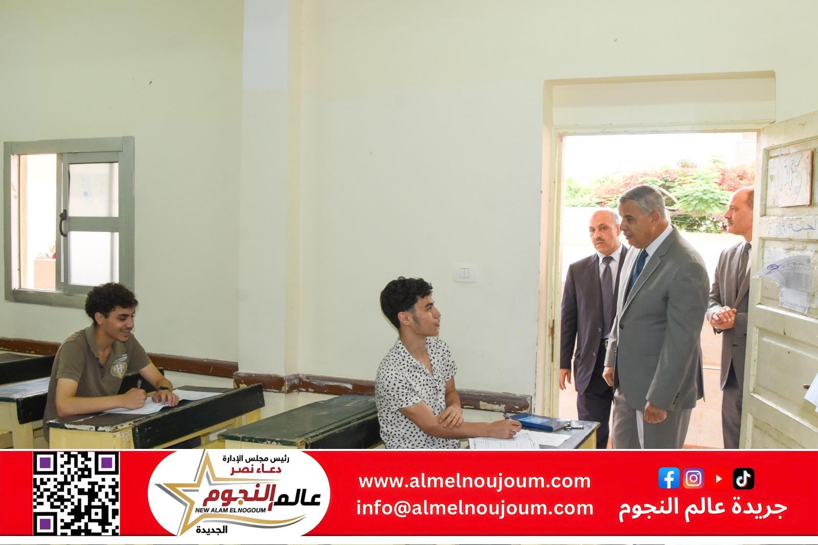 محافظ الإسكندرية يتفقد سير امتحانات الثانوية العامة ويؤكد على توفير بيئة امتحانية ملائمة للطلاب