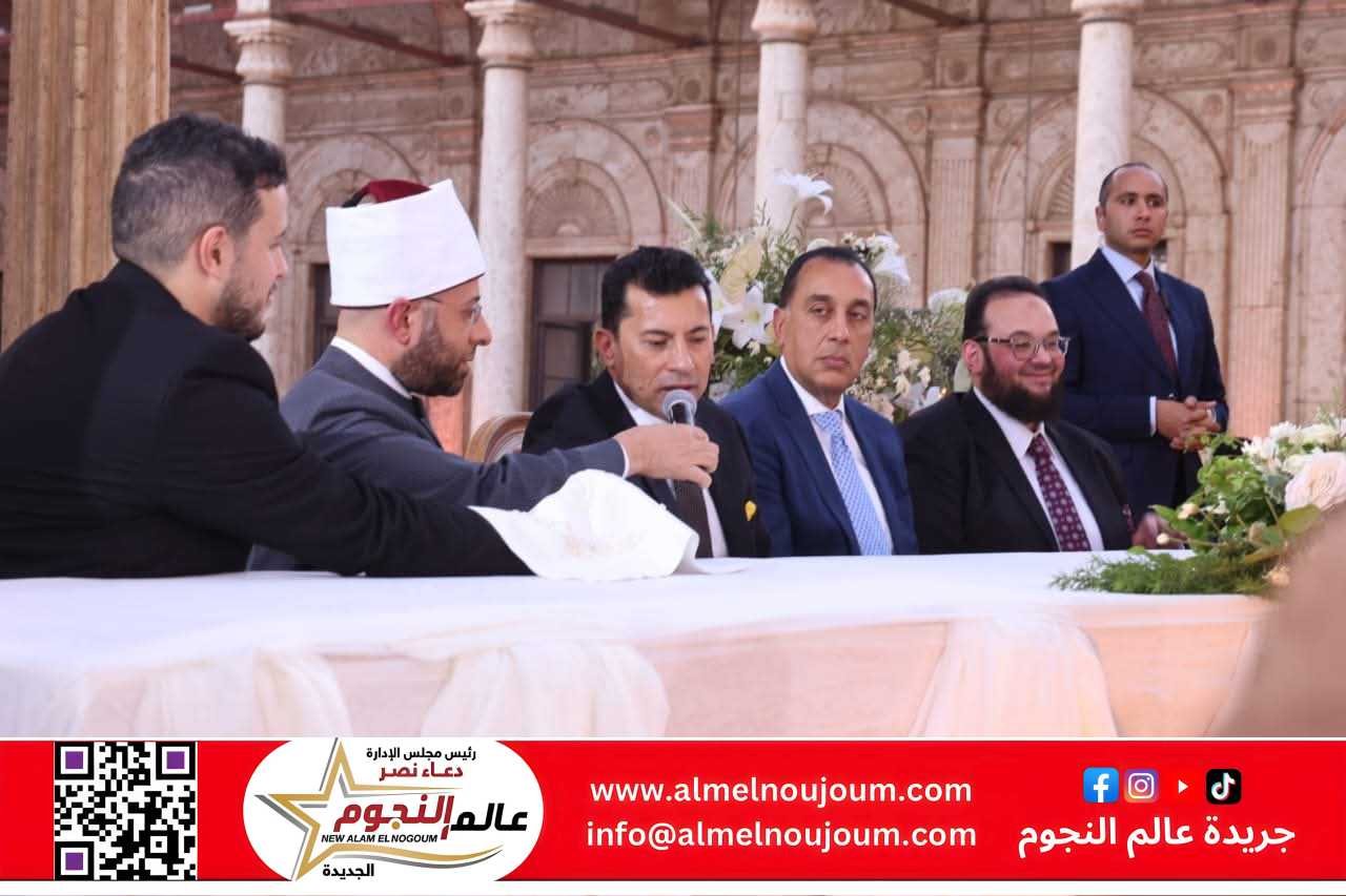 رئيس الوزراء يشهد عقد قران ابنة وزير الشباب والرياضة في أجواء عائلية مميزة