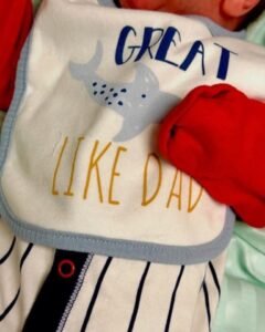 هاجر أحمد توثق أسعد لحظات حياتها بصورة مؤثرة مع طفلتها