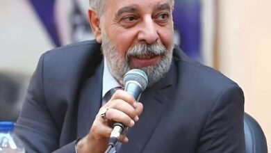 ياسر صادق في بث مباشر على تيك توك: الأب يجب أن يكون صديقًا لابنته.. والجمهور يتفاعل بإعجاب