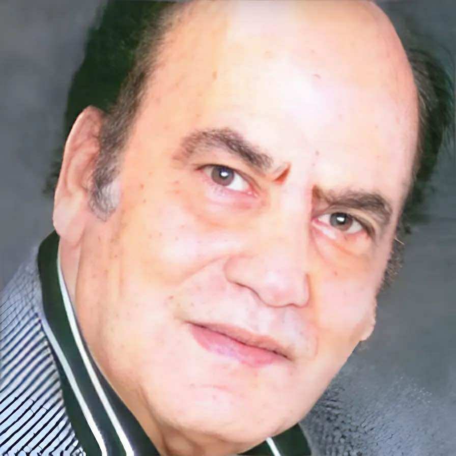 في ذكرى رحيله.. "عبد الحي أديب" صانع الحكايات السينمائية ورائد الواقعية الاجتماعية 3 في ذكرى رحيله.. "عبد الحي أديب" صانع الحكايات السينمائية ورائد الواقعية الاجتماعية