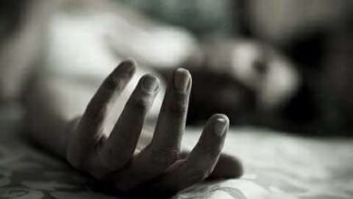 العثور على جثة فتاة مقتولة داخل منزلها في كفر الشيخ.. والأمن يطوق المكان ويبدأ التحقيقات