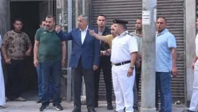 محافظ الإسكندرية: لجنة هندسية للتحقيق في انهيار عقار العطارين