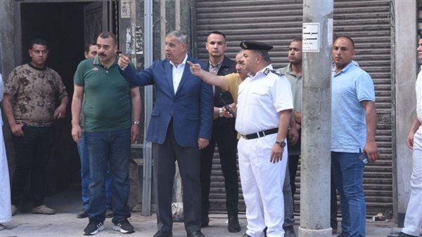 محافظ الإسكندرية: لجنة هندسية للتحقيق في انهيار عقار العطارين