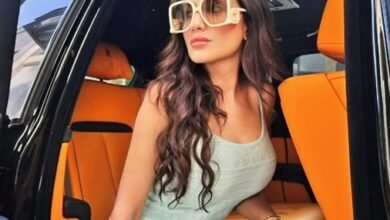 مي عمر بإطلالة صيفية أنيقة