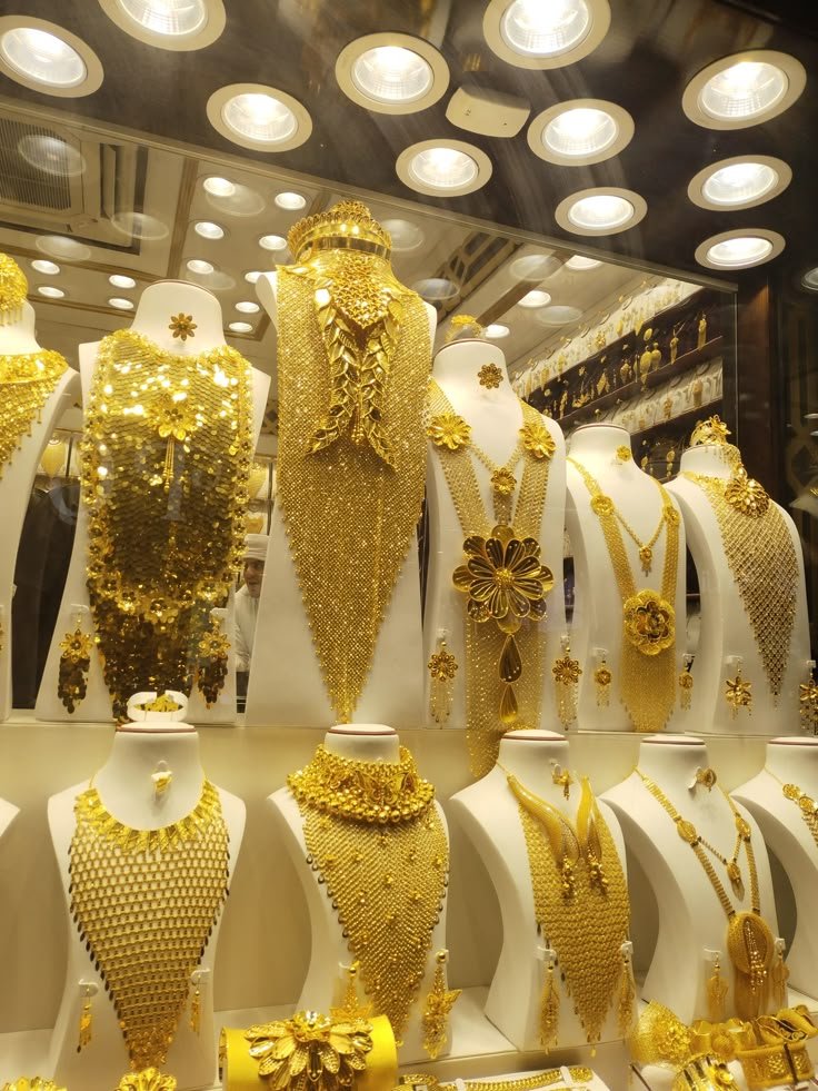 استقرار أسعار الذهب اليوم الثلاثاء 22 يوليو 2025.. والجنيه الذهب يسجل 37520 جنيهًا