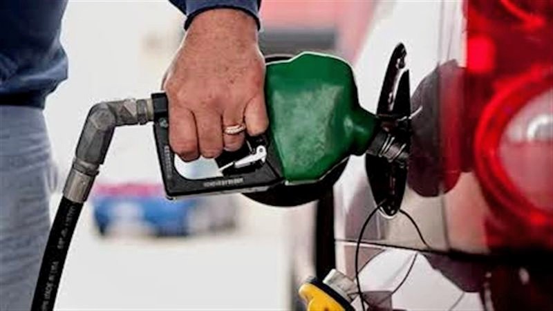 ضبط محطتي وقود تجمعان 125 ألف لتر بنزين وسولار للبيع في السوق السوداء 2 ضبط محطتي وقود تجمعان 125 ألف لتر بنزين وسولار للبيع في السوق السوداء