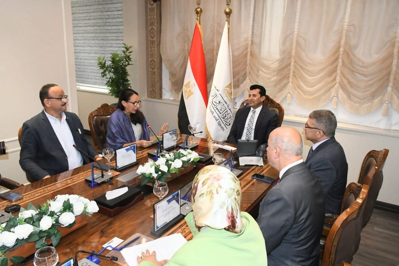 صبحي يشهد مراسم توقيع تجديد بروتوكول التعاون مع هيئة "تير دي زووم" لتمكين الشباب وتنمية مهاراتهم