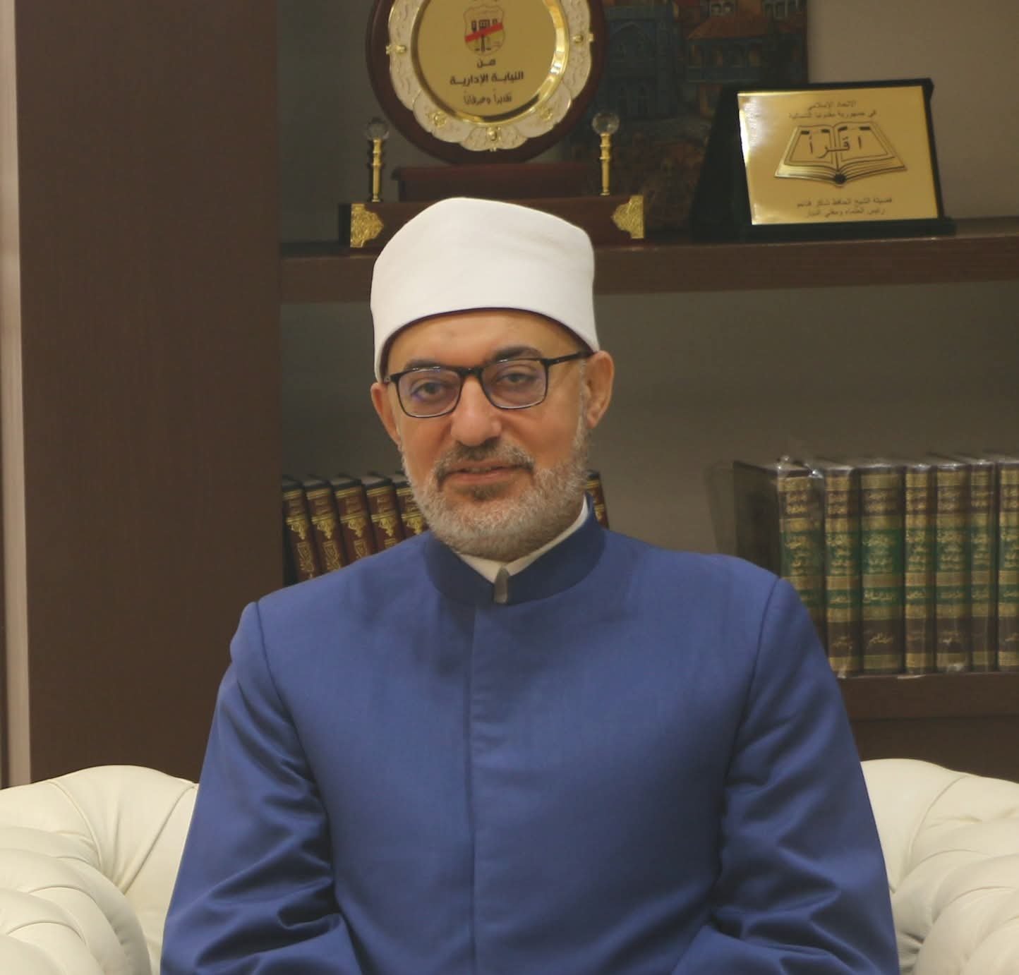 مفتي الجمهورية ينعى شهداء حريق سنترال رمسيس 2 مفتي الجمهورية ينعى شهداء حريق سنترال رمسيس