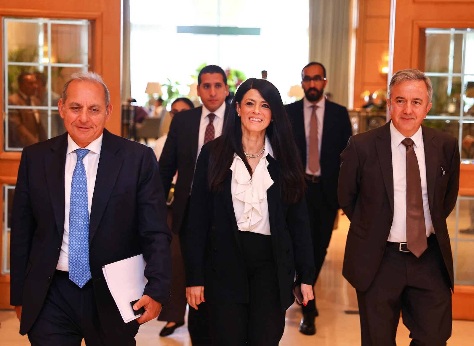 المشاط الشهير وقع أول تمويل مشترك بالاستدامة 100 مليون دولار بين البنك الأوروبي لإعادة الإعمار وبنك مصر