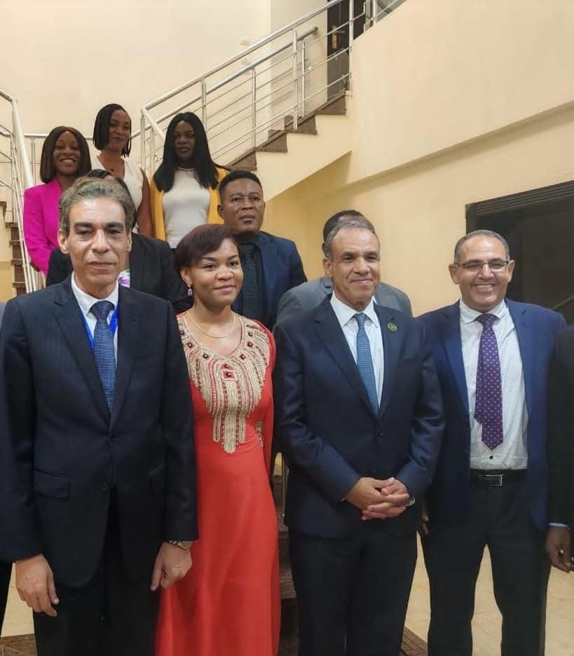وزير الخارجية يلتقي بممثلى كبرى الشركات الخاصة في مالابو ويبحث سبل تعزيز التعاون الاقتصادي بين البلدين