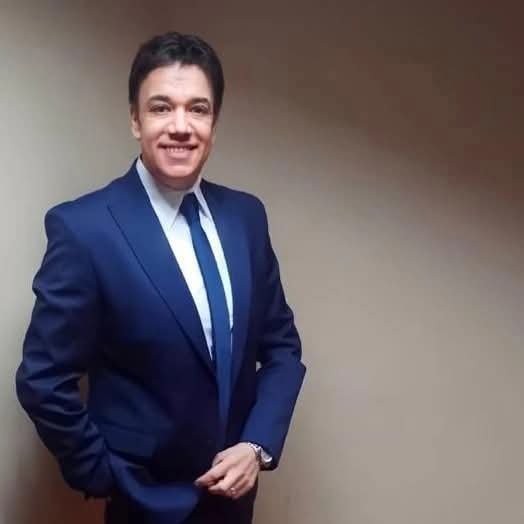 الفنون الشعبية تودّع صوتًا أصيلًا.. وفاة المطرب ضياء عز الدين نجم فرقة أنغام الشباب