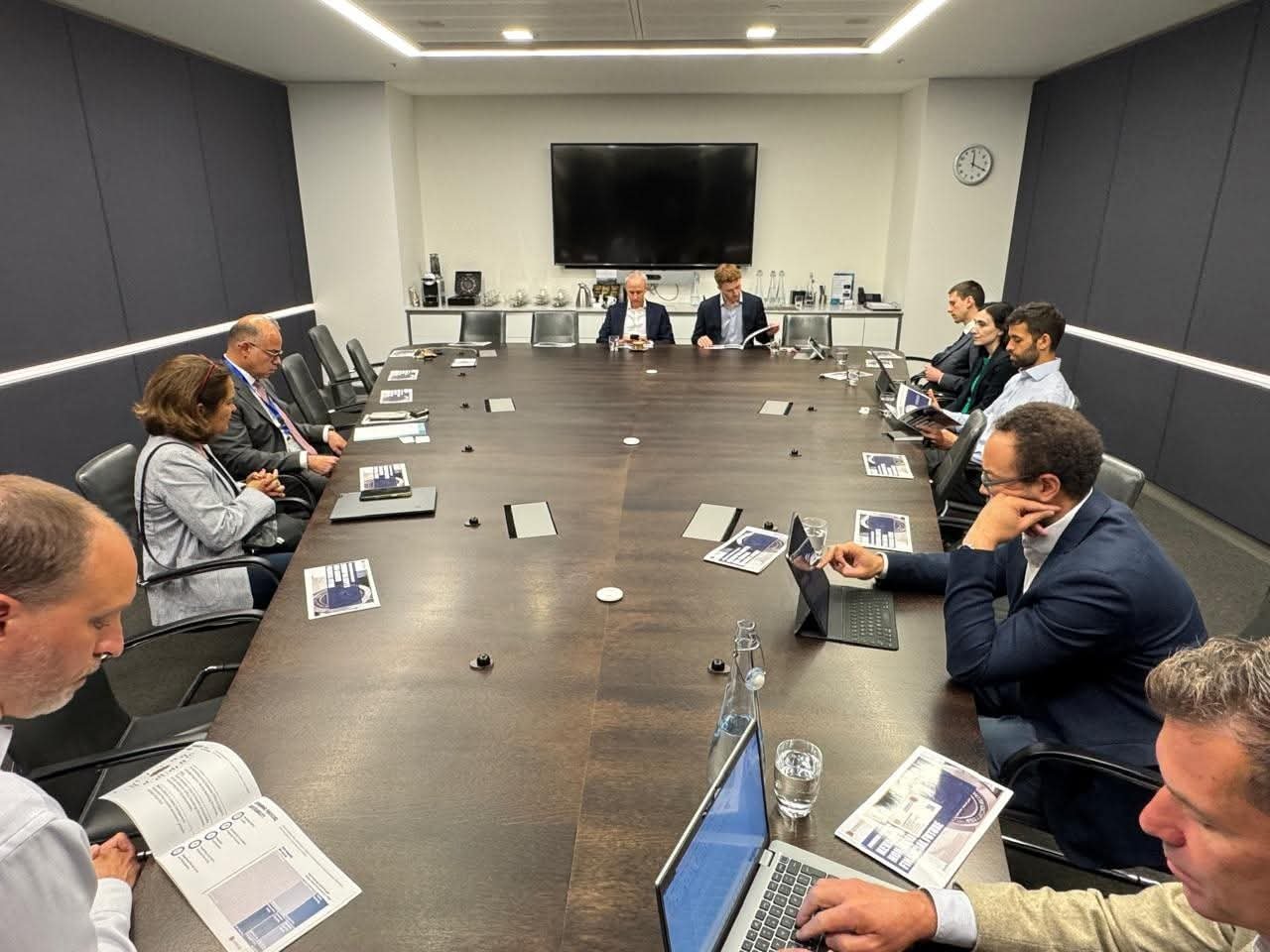 د. محمد فريد يلتقي ممثلي شركة Jefferies العالمية ومجتمع المال والأعمال والمستثمرين الدوليين بلندن