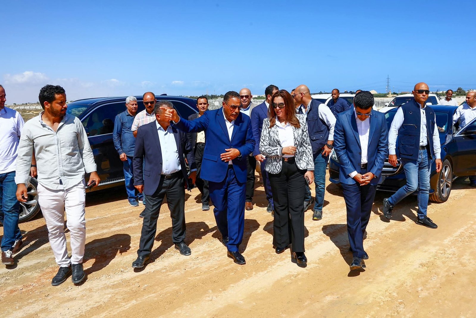 وزيرة التنمية المحلية ومحافظ مطروح يتفقدان أعمال توسعة وتطوير المدخل الغربي لمدينة الحمام وسير العمل بالمركز التكنولوجي 2 وزارة التنمية المحلية ومحافظ مطروحان لأعمال التوسع والتطوير الغربي المدخل لمدينة الحمام وسير العمل بالمركز التكنولوجي