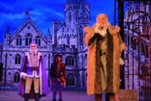 الإقبال الكبير على «الملك لير» فاق توقعاتنا.. أبرز تصريحات طارق الدسوقي 