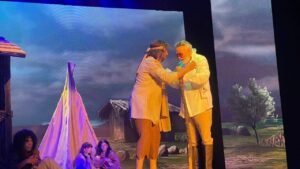 الإقبال الكبير على «الملك لير» فاق توقعاتنا.. أبرز تصريحات طارق الدسوقي 