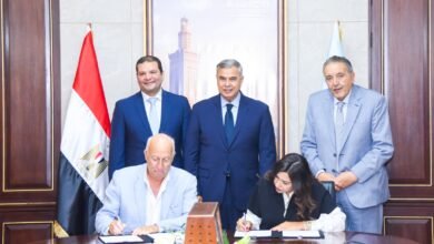محافظ الإسكندرية يشهد توقيع عقود جديدة لتعزيز منظومة التأمين الصحي الشامل بالمحافظة