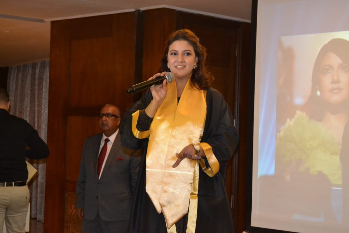 إنجاز جديد لياسمين علي.. الدكتوراه الفخرية من الجامعة البريطانية 1 إنجاز جديد لياسمين علي.. الدكتوراه الفخرية من الجامعة البريطانية