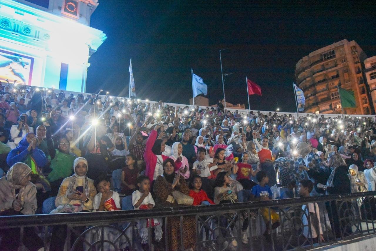 "صيف الأوبرا 2025.. وزير الثقافة ومحافظ الإسكندرية يطلقان أول مهرجان موسيقي داخل إستاد الإسكندرية"