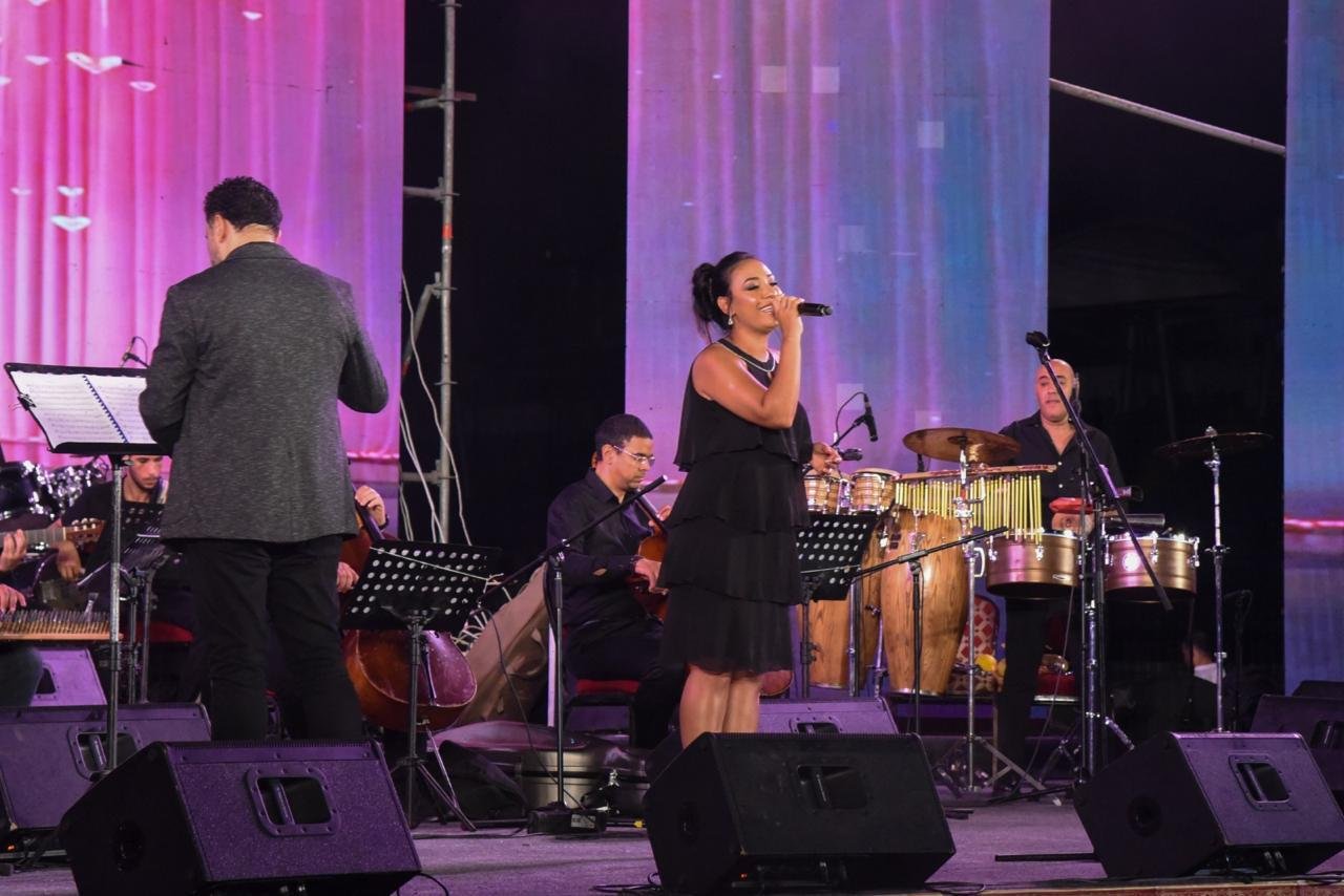 "صيف الأوبرا 2025.. وزير الثقافة ومحافظ الإسكندرية يطلقان أول مهرجان موسيقي داخل إستاد الإسكندرية"