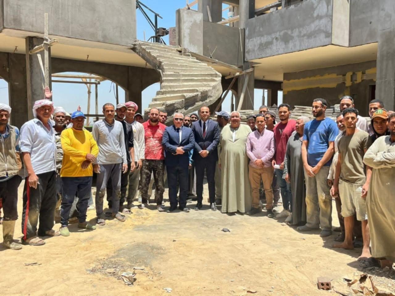 رئيس هيئة تنمية الصعيد يتفقد أعمال إنشاء مركز تنمية المهارات التراثية بـ بني سويف