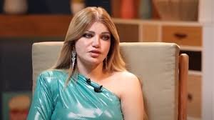 ياسمين الخطيب: "هو الفن بجد حرام؟!.. مدحت العدل ما قالش حاجة تستاهل الهجوم