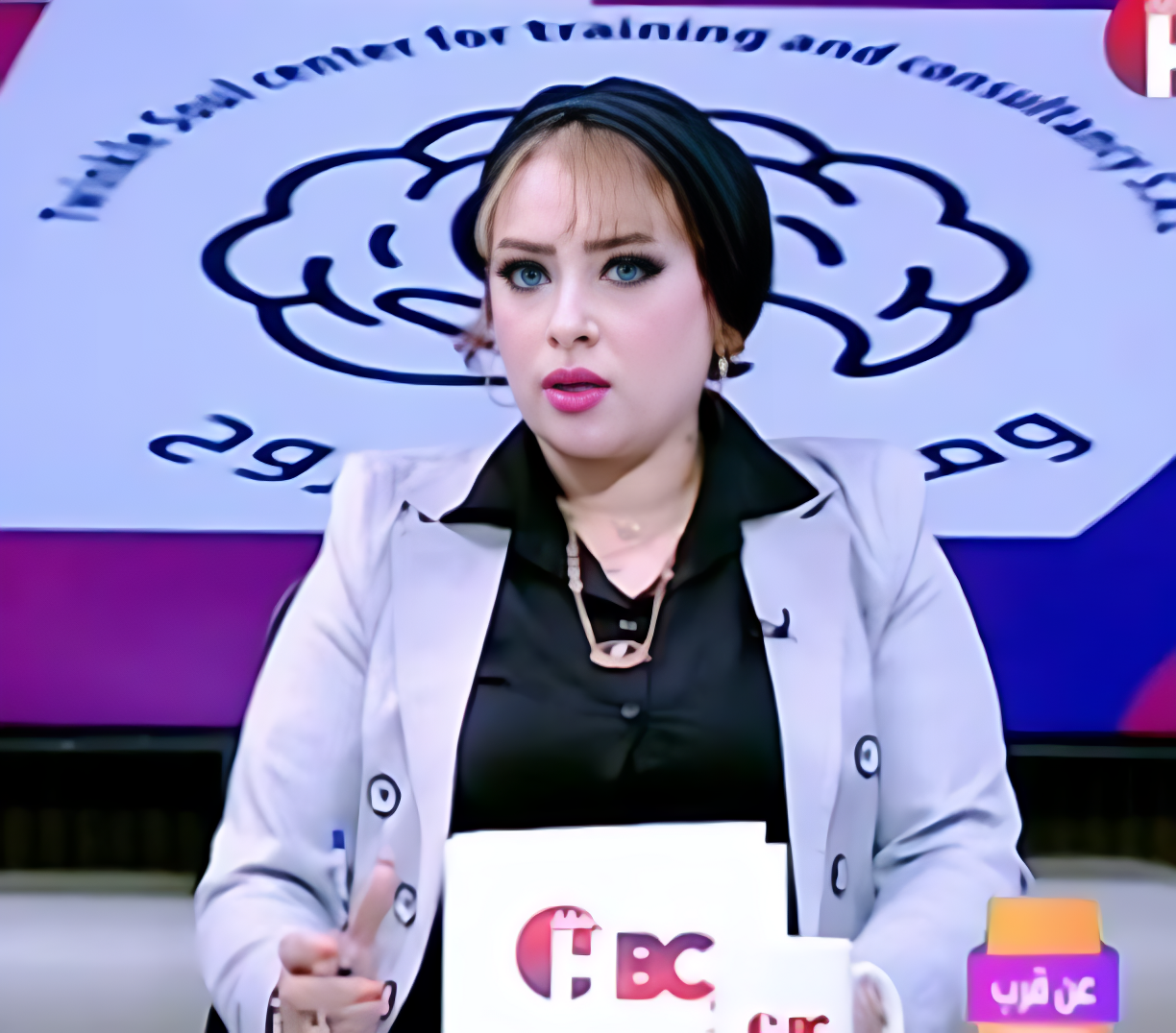 "عالم النجوم" تحتفل بعيد ميلاد الإعلامية المتألقة ميادة محمود