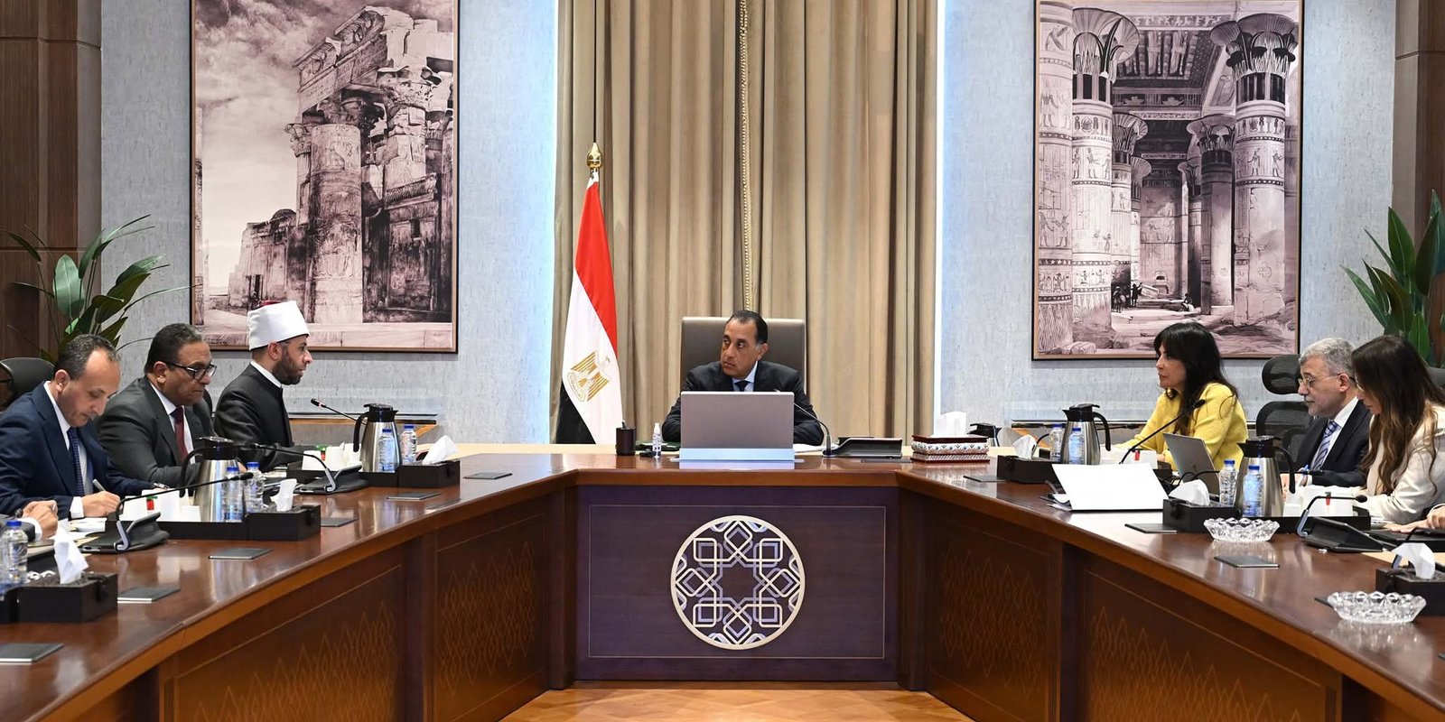 رئيس الوزراء يتابع جهود الوزارة وهيئة الأوقاف المصرية فيما يتعلق بإدارة مختلف أصول وأملاك الوقف
