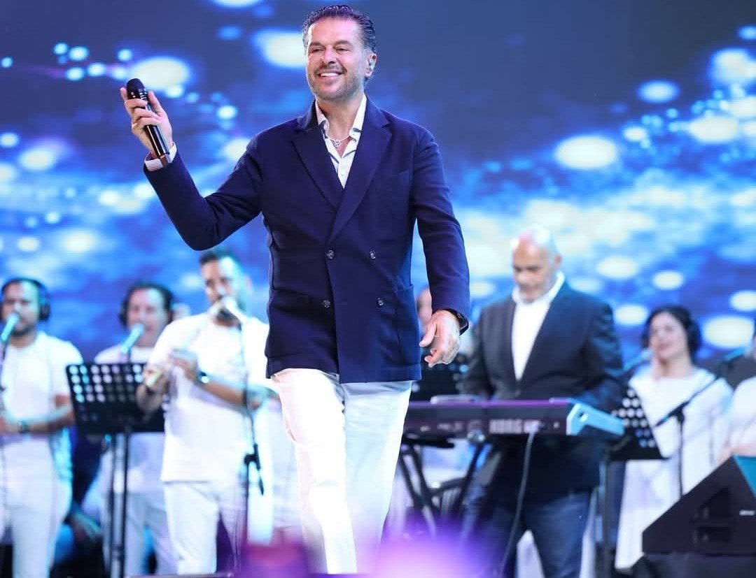 راغب علامة يتألق وسط جمهوره في مهرجان "اهمج" الصيفي في لبنان 2 راغب علامة يتألق وسط جمهوره في مهرجان "اهمج" الصيفي في لبنان