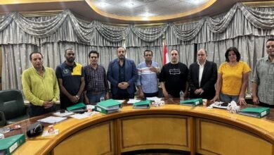 مجلس الصحفيين يفتتح اجتماعه بالوقوف دقيقة حدادًا على أرواح شهداء الصحافة الفلسطينية 