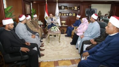 محافظ بني سويف يلتقى وفد مجمع البحوث الإسلامية لمتابعة سير العمل بالقافلة الدعوية التابعة للأزهر الشريف