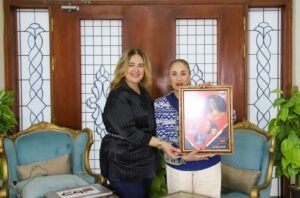 شيرين في حوار مع الإعلامية ريهام مازن: رفضت هدية عربية من الكويت.. والمسرح فقد جمهوره الواعي