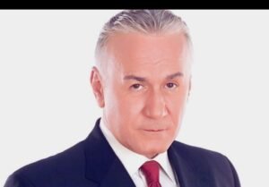 الأب الروحي لنجوم شابه وترك مهنته بسبب عشقه الفن.... في ذكرى ميلاد الراحل عزت ابو عوف 2 الأب الروحي لنجوم شابه وترك مهنته بسبب عشقه الفن.... في ذكرى ميلاد الراحل عزت ابو عوف