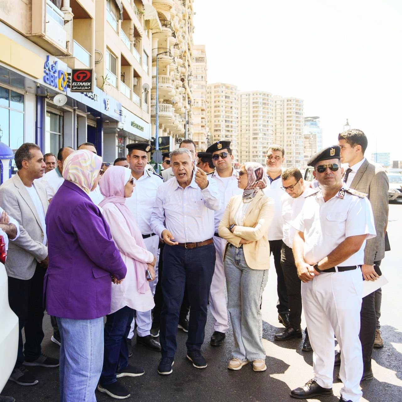محافظ الإسكندرية يتابع التشغيل التجريبي لكوبري محمد نجيب تمهيدًا لإنهاء الاختناقات المرورية بسيدي بشر