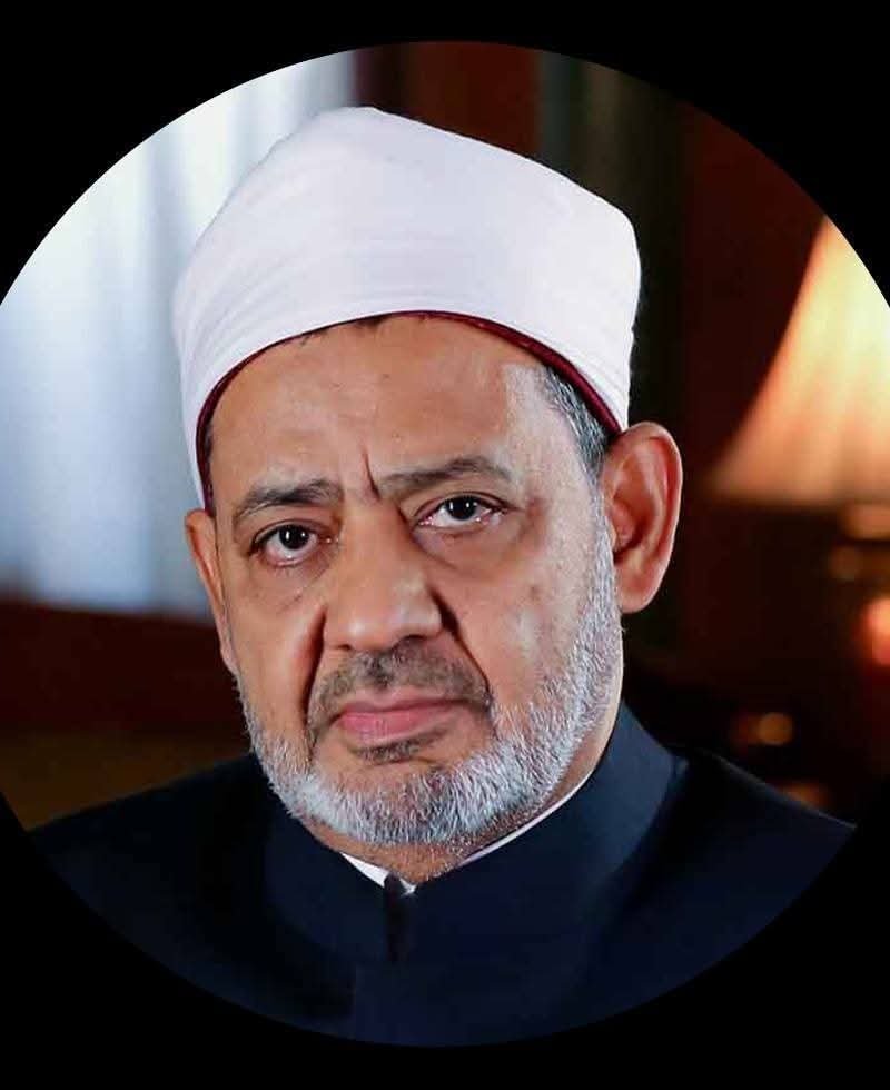 محافظ الفيوم يهنئ شيخ الأزهر ومفتي الديار المصرية بذكرى المولد النبوي الشريف