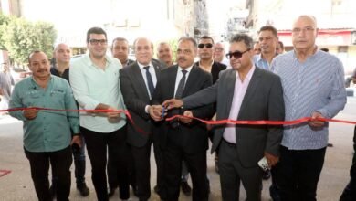 محافظ الشرقية يفتتح معرضي «أهلاً مدارس» أمام مستشفى المبرة وبميدان التحرير بمدينة بالزقازيق 