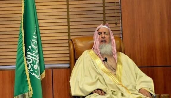 وزير الأوقاف ينعى المفتي العام للمملكة العربية السعودية