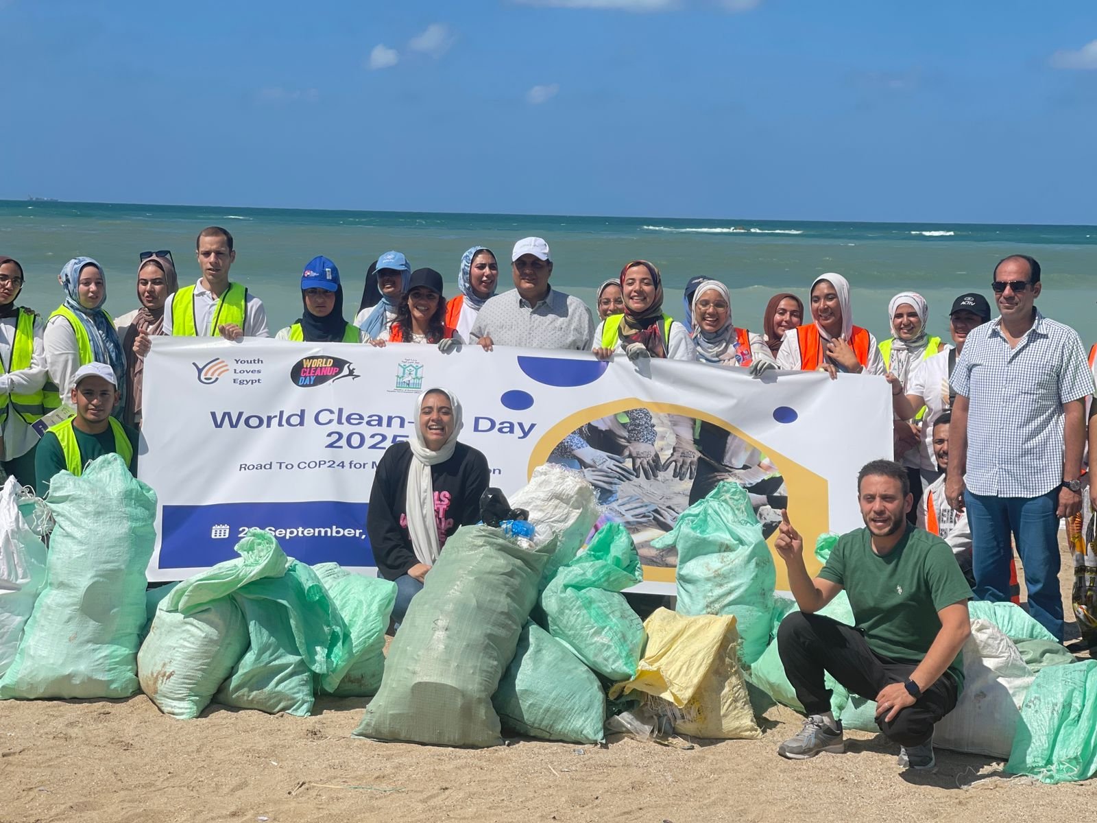 الإسكندرية تشارك باليوم العالمي لتنظيف الشواطئ تحت مظلة مبادرة الأمم المتحدة