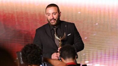 أحمد السقا يفوز بجائزة أفضل ممثل سينما بتصويت الجمهور عن فيلم أحمد وأحمد من مهرجان الفضائيات