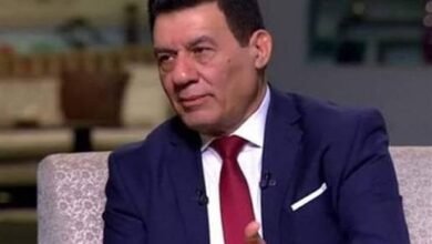 عبد العزيز مخيون