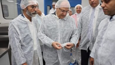 رئيس هيئة الدواء يتفقد مصنع بيوجينيريك بالعاشر من رمضان ويشيد بدوره في توطين صناعة الدواء