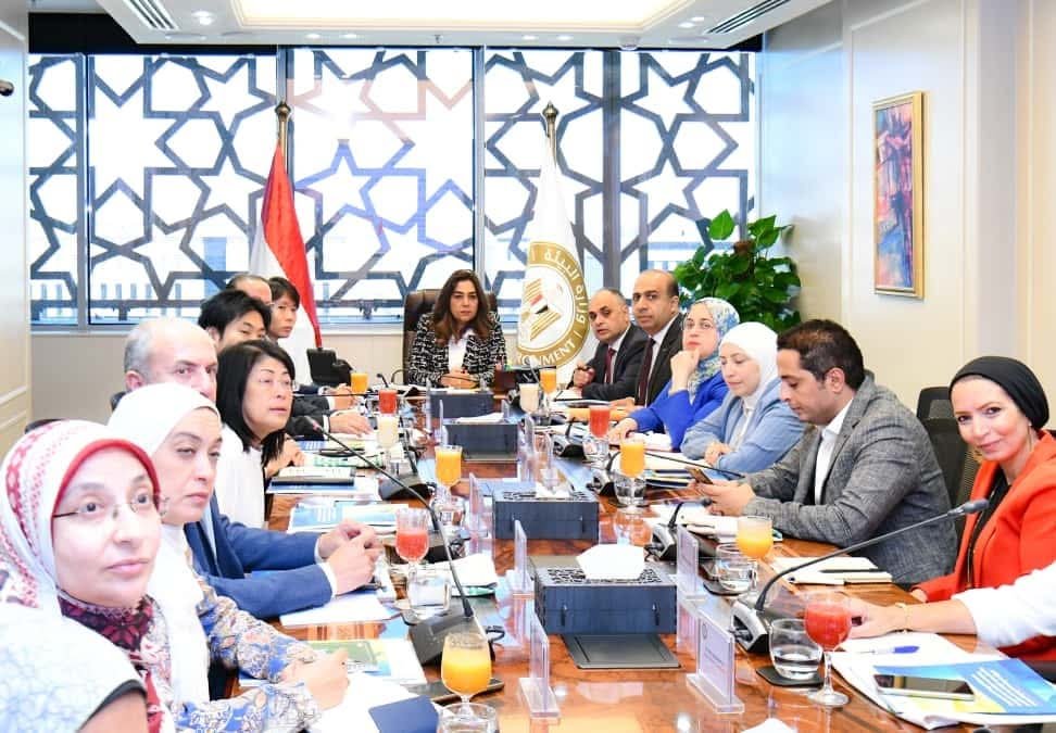 الدكتورة منال عوض تترأس الاجتماع الثاني للجنة تسيير أعمال مشروع دعم تعزيز ممارسات الاقتصاد الدائري