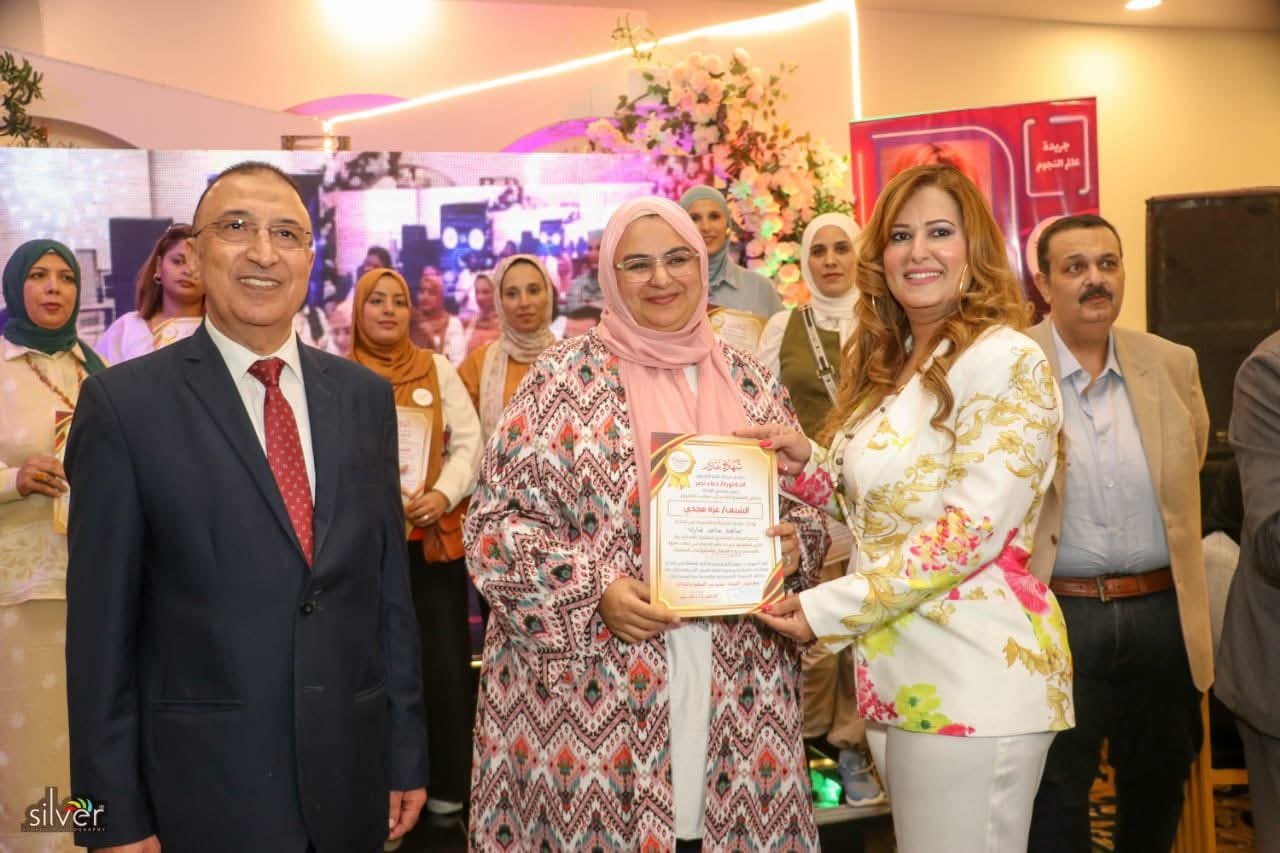 جريدة عالم النجوم تكرم المتميزين في مبادرة “ساهم.. ساعد.. شارك” بالإسكندرية