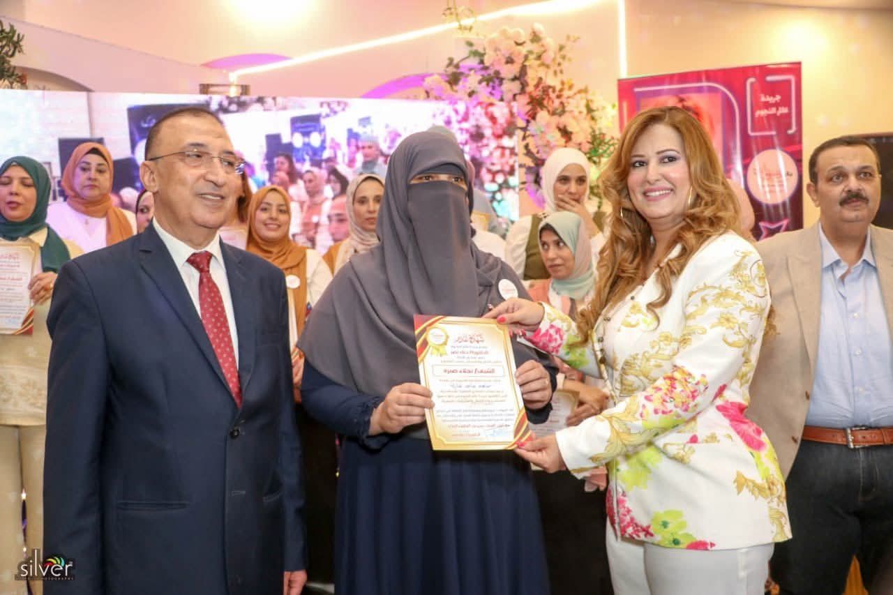 جريدة عالم النجوم تكرم المتميزين في مبادرة “ساهم.. ساعد.. شارك” بالإسكندرية