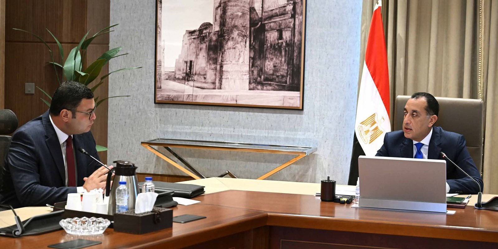 رئيس الوزراء يتابع موقف تنفيذ مختلف المشروعات بالمدن الجديدة 2 رئيس الوزراء يتابع موقف تنفيذ مختلف المشروعات بالمدن الجديدة
