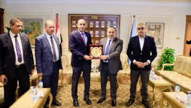 محافظ أسيوط يستقبل وزير التربية والتعليم خلال زيارته للمحافظة لتفقد عدد من المدارس 