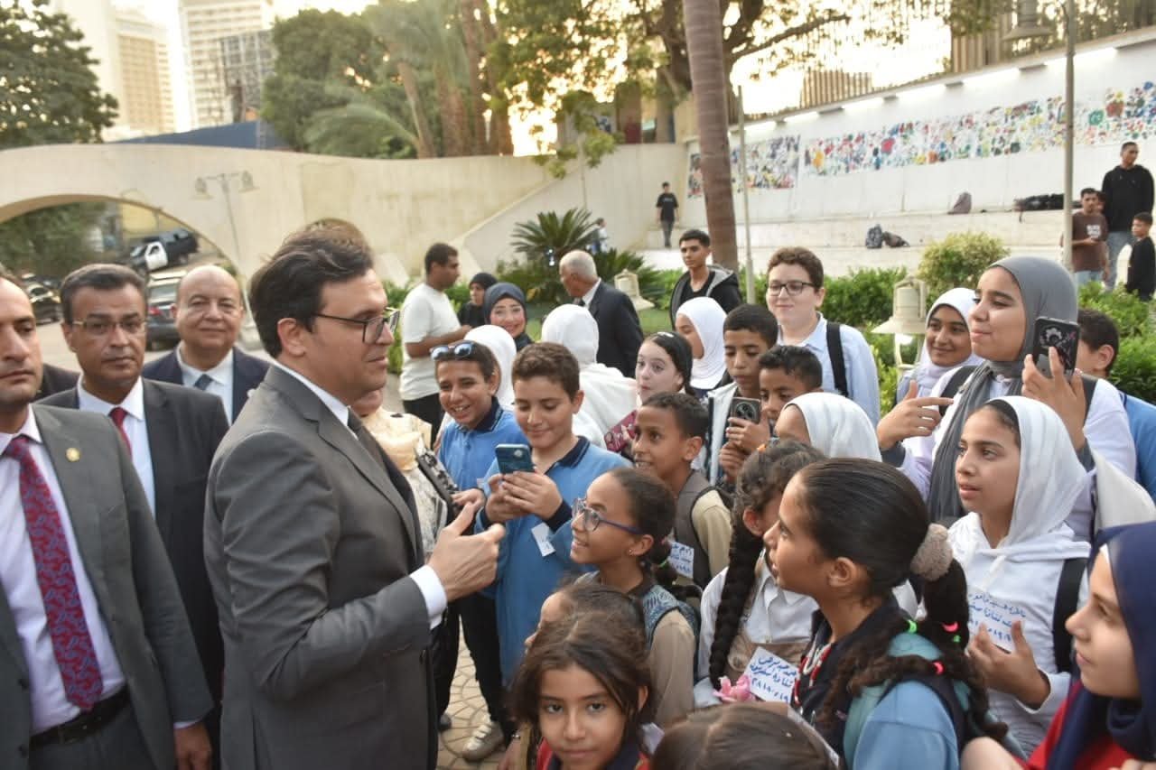  وزير الثقافة يفتتح معرض “بُكرة اللي جاي 2” احتفاءً بختام الموسم الثاني لمشروع “بستان الإبداع”