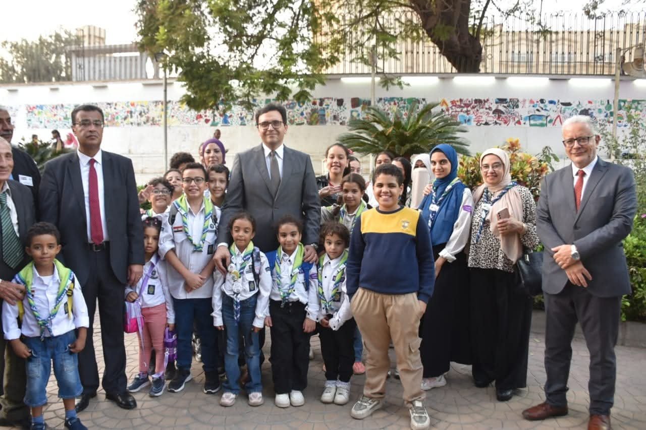  وزير الثقافة يفتتح معرض “بُكرة اللي جاي 2” احتفاءً بختام الموسم الثاني لمشروع “بستان الإبداع”