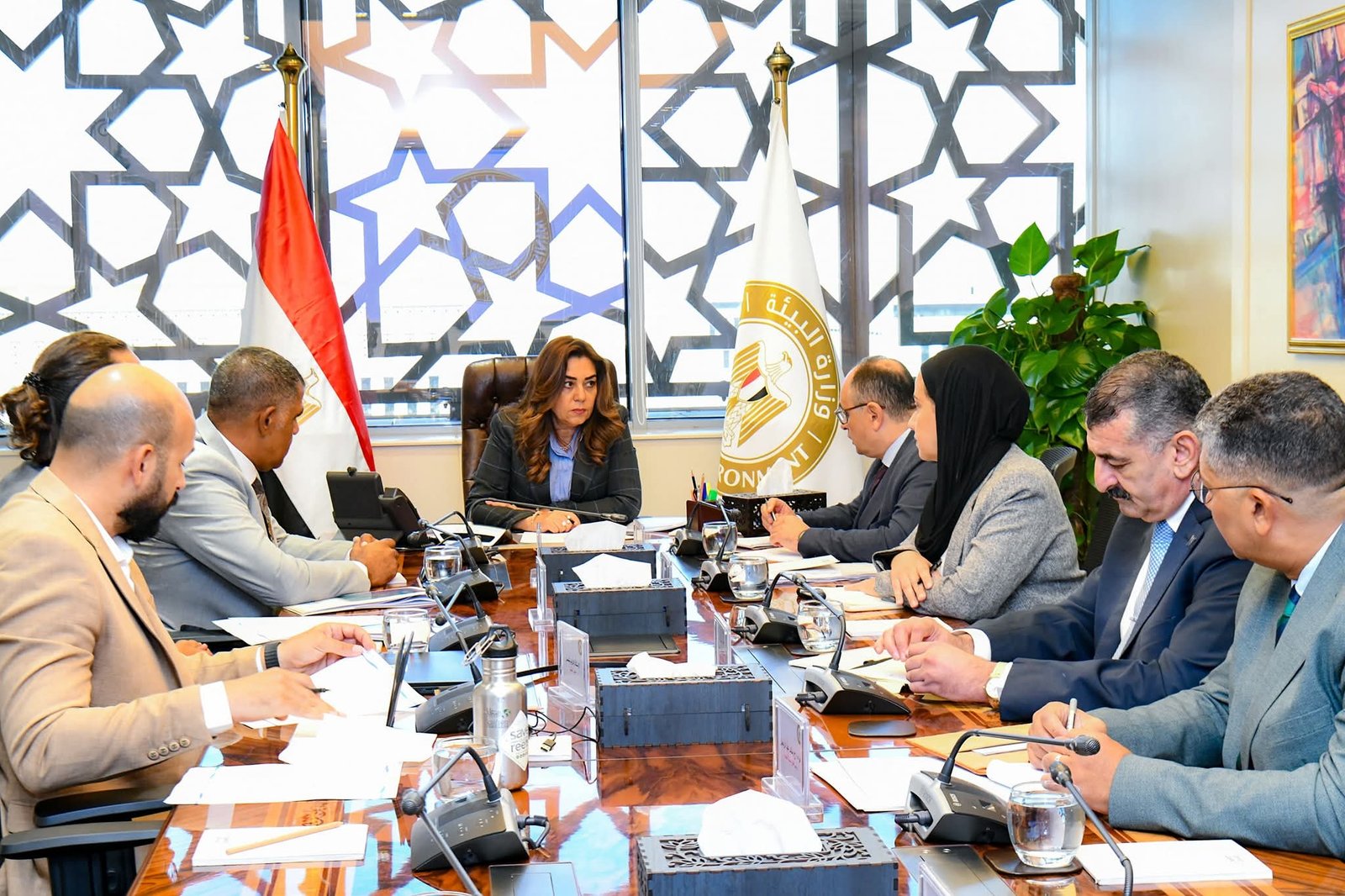  عوض تلتقي رئيس مجلس إدارة غرفة الغوص لبحث سبل التعاون مع قطاع الغوص 
